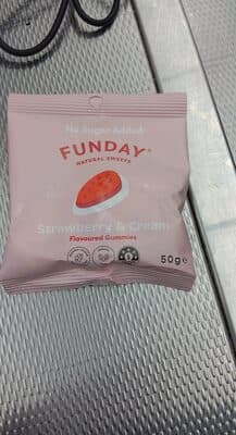 Strawberries and Cream Flavoured Gummies